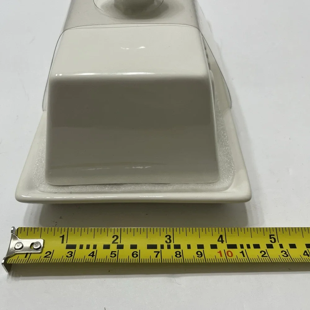 Covered Butter Dish White 7x4.5x4